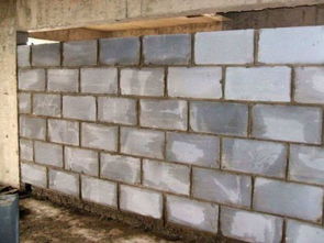 砌体工程中顶头砖为何常采用45度与60度斜砌？